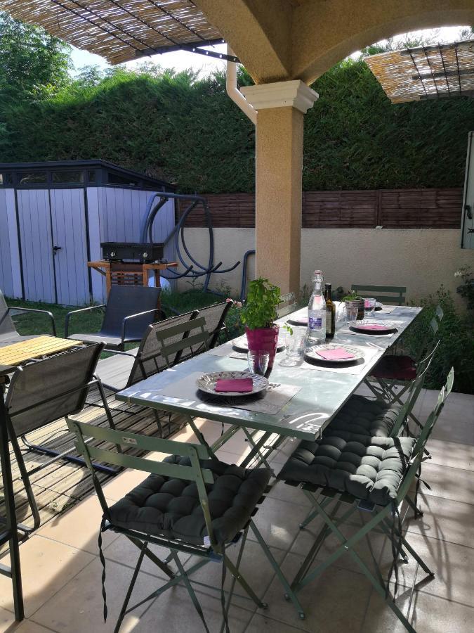 Vai Avec Piscine Сasa de vacaciones Vaison-la-Romaine